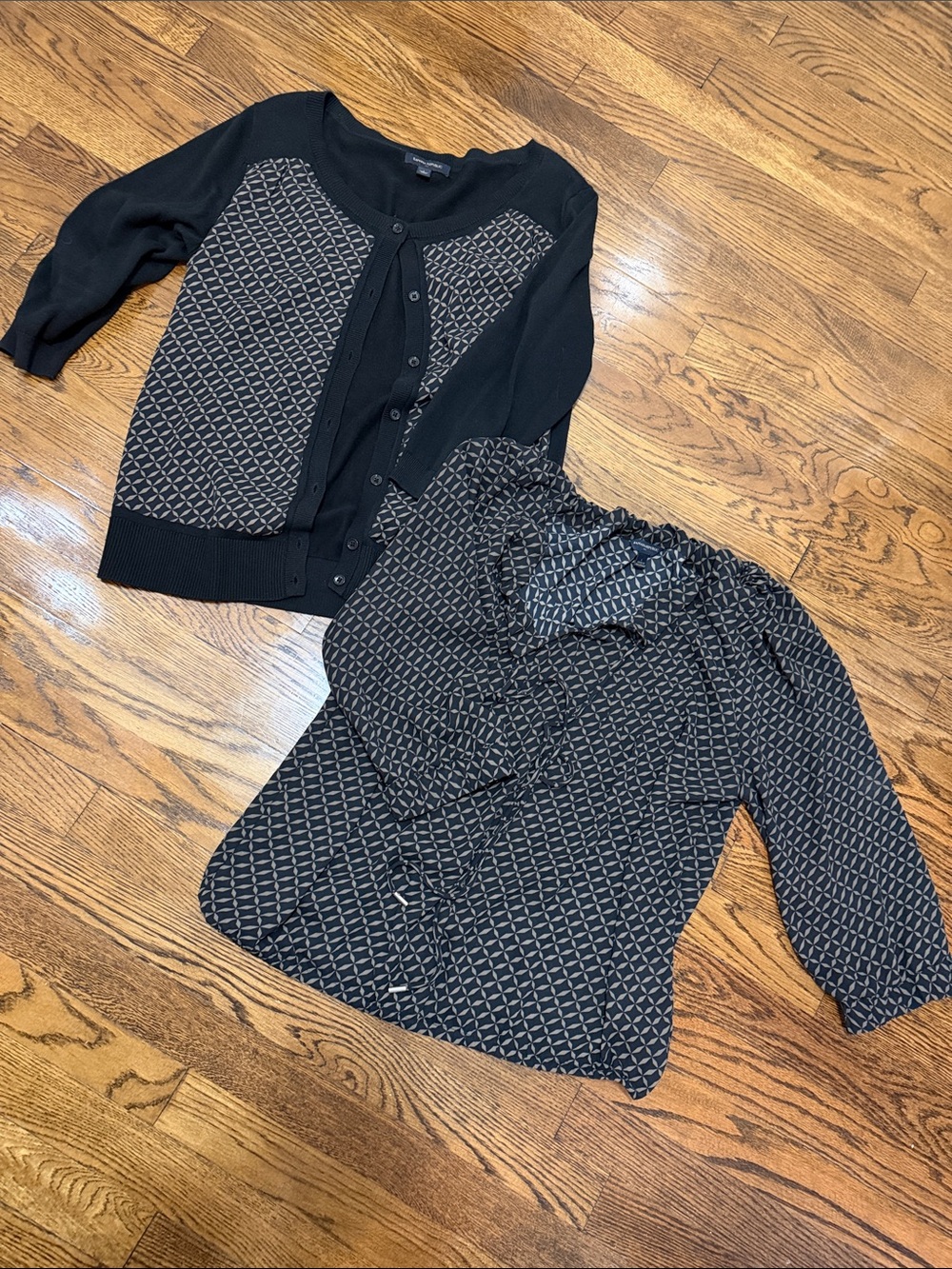 Banana Republic Black & Cream Geo-Print Cardigan and Blouse Set